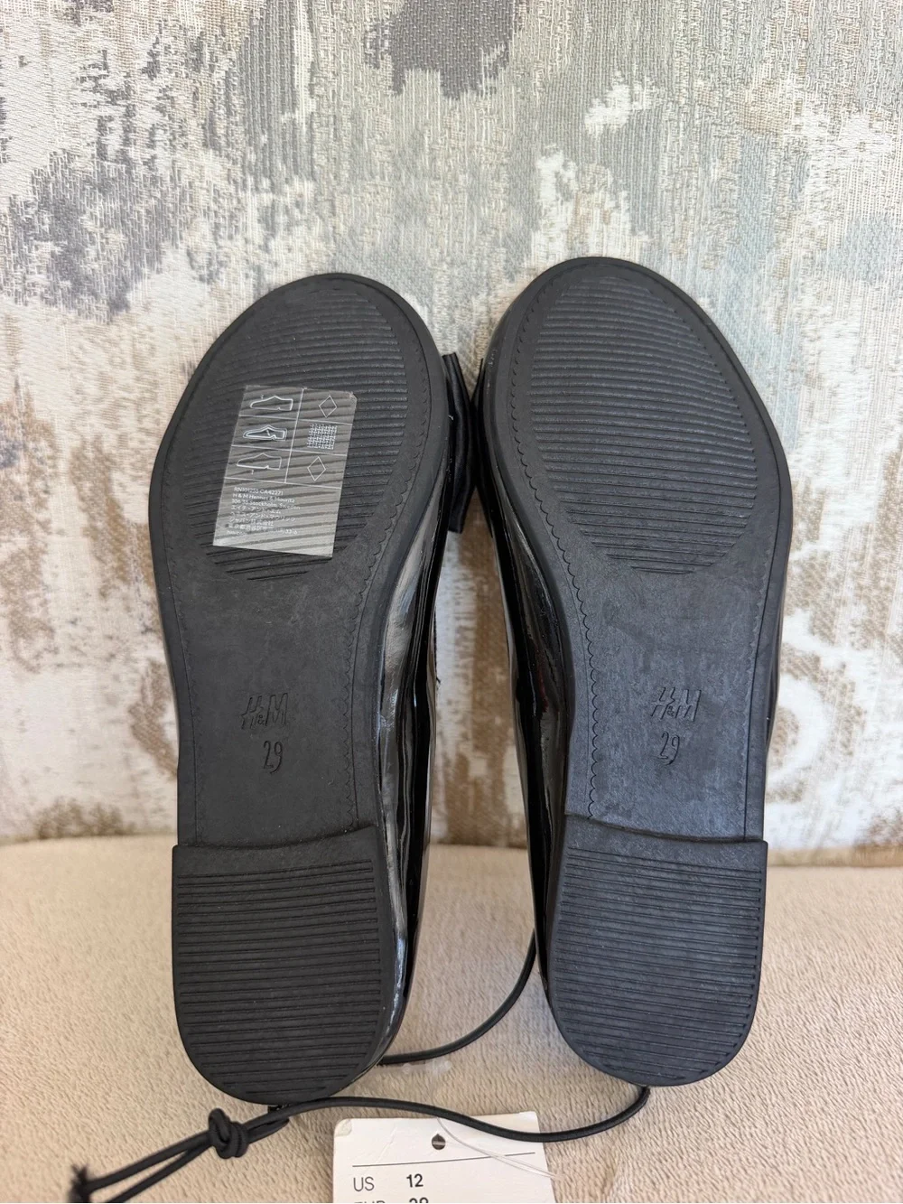 H&M Girls Black Patent Mary Jane Flats with Bow - Ballerina Flats - Size 12
